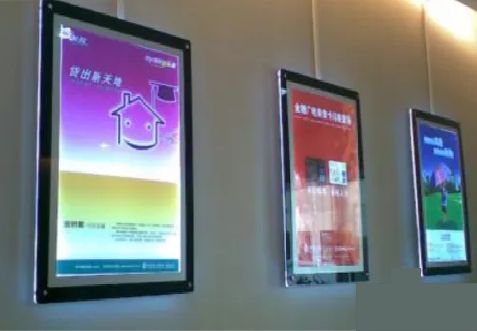 金湖什么是超薄灯箱?
